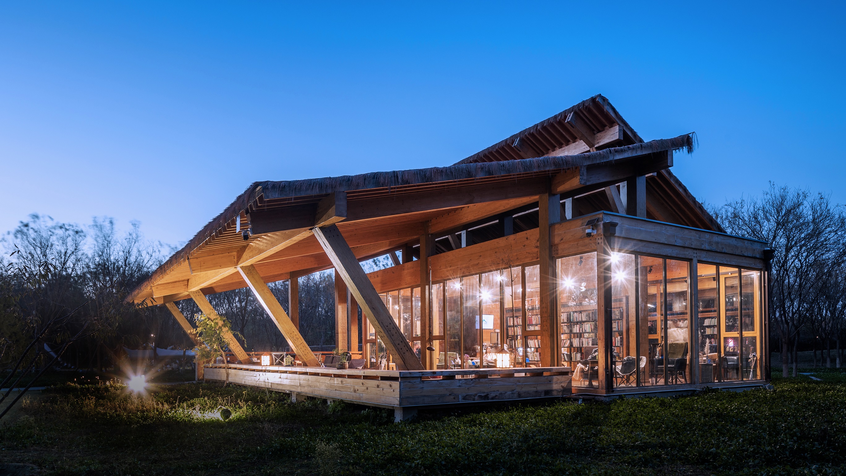 張鑫教授主編的CECS標準《無機膠復合竹結構技術規程》順利通過專家審查